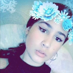 Meet your Posher, Veronica