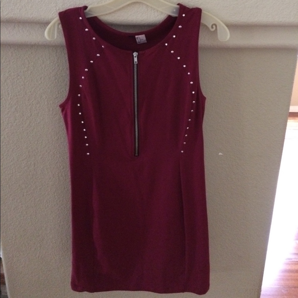 H&M maroon mini dress