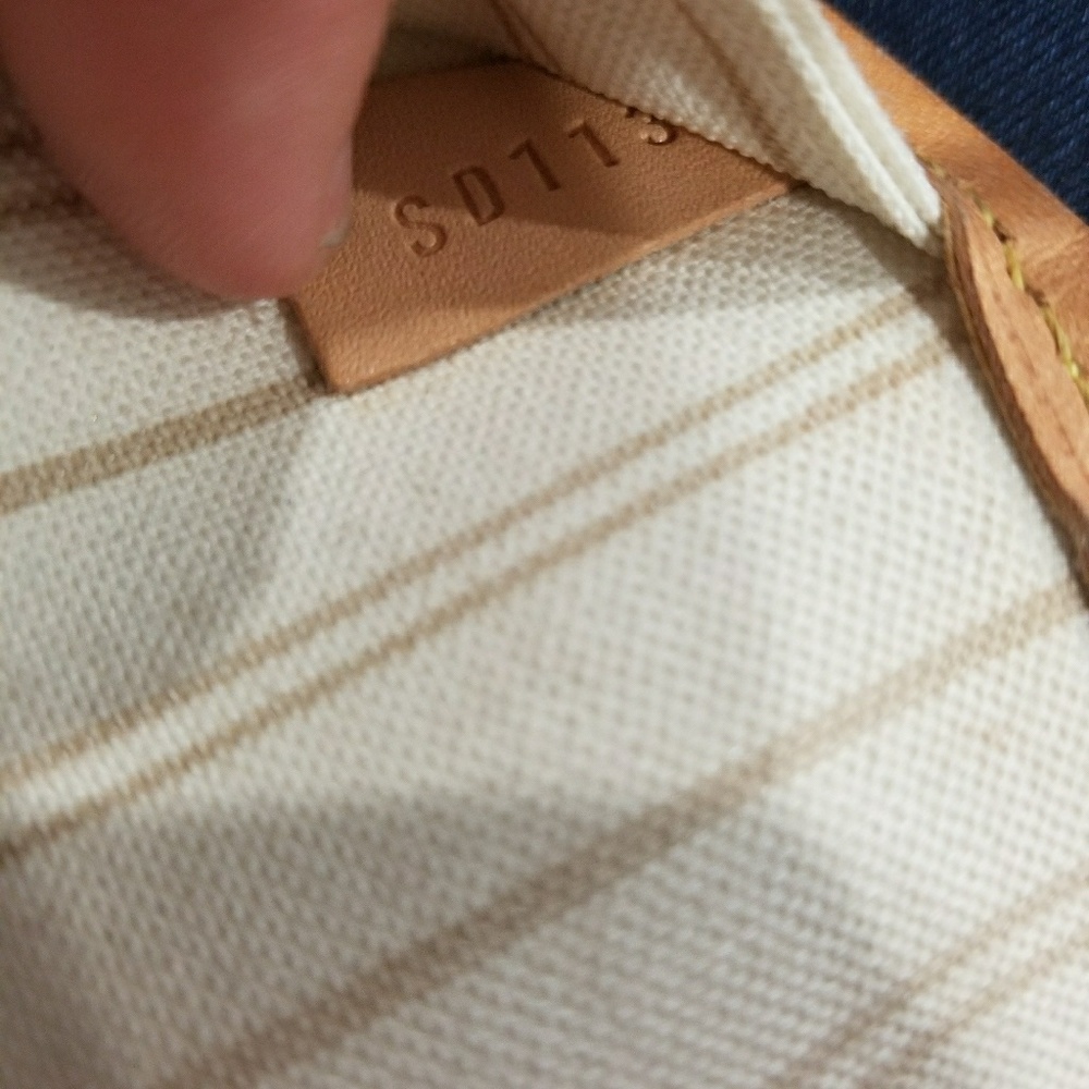 Authentic Louis vuitton neverfull mm