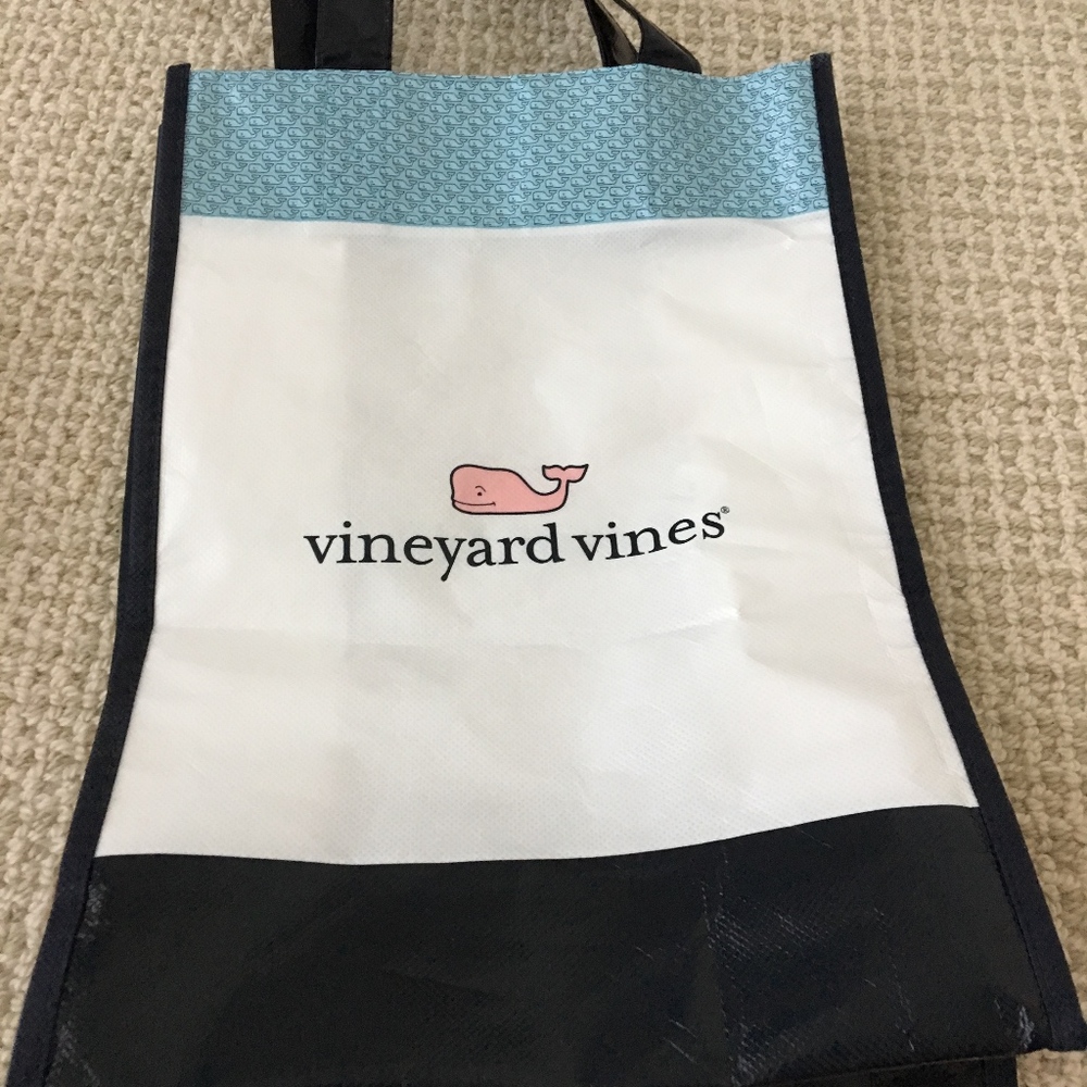 Smal Vineyard vines bag