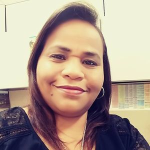 Meet your Posher, Zaida