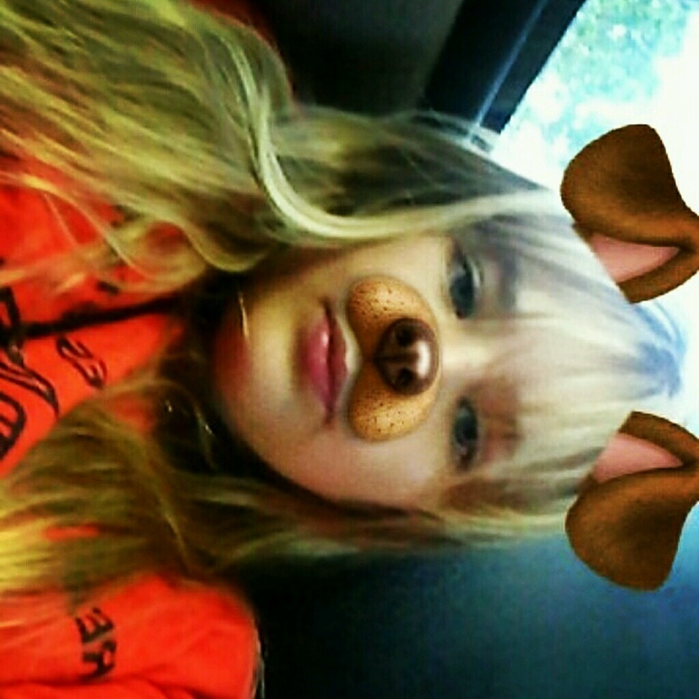 Meet your Posher, Ariana