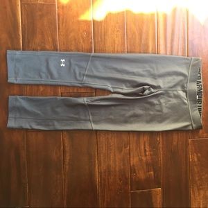 Size XS compression under armour crops