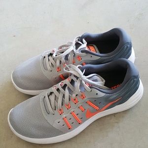 Meet your Posher, Geneva