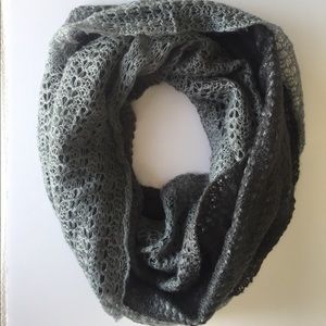 Infinity knit scarf