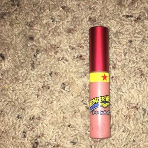 RARE! Mac Wonder Woman lipglass in Emancipation!