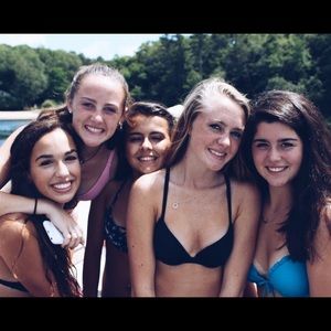 Meet your Posher, Delanie