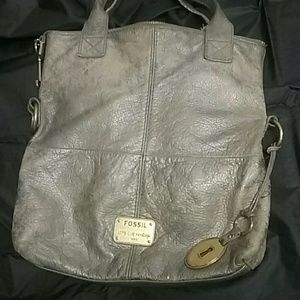 Disstressed leather fossil bag