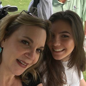 Meet your Posher, Michele