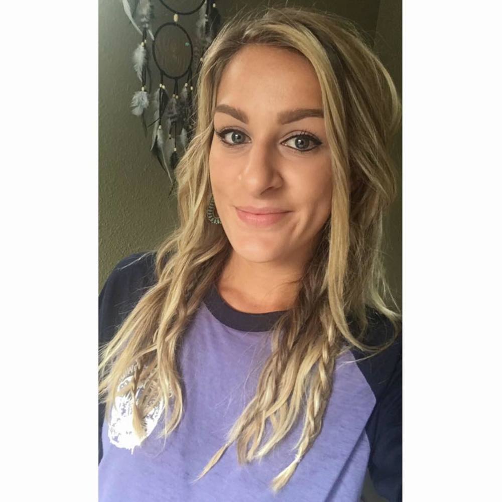 Meet your Posher, Lacee