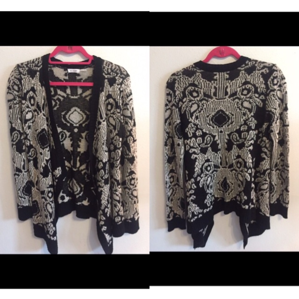 Blu Pepper boho pattern sweater