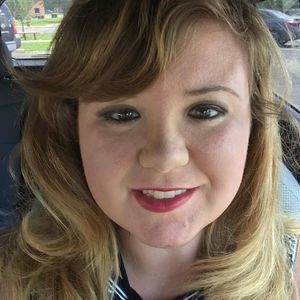 Meet your Posher, Caroline