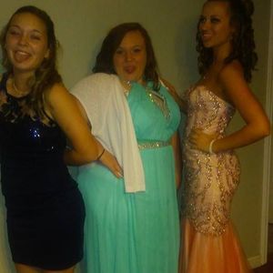 Meet your Posher, Alysa