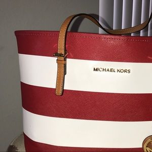 Michael kors medium tote