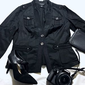 BLAZER WHITE HOUSE BLACK MARKET JACKET Size 6