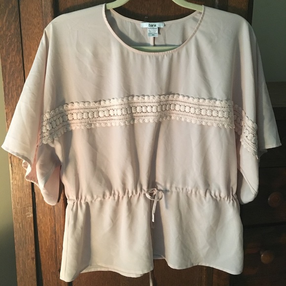 Like-new, hardly worn Bar III blouse, size XS - Picture 3 of 5