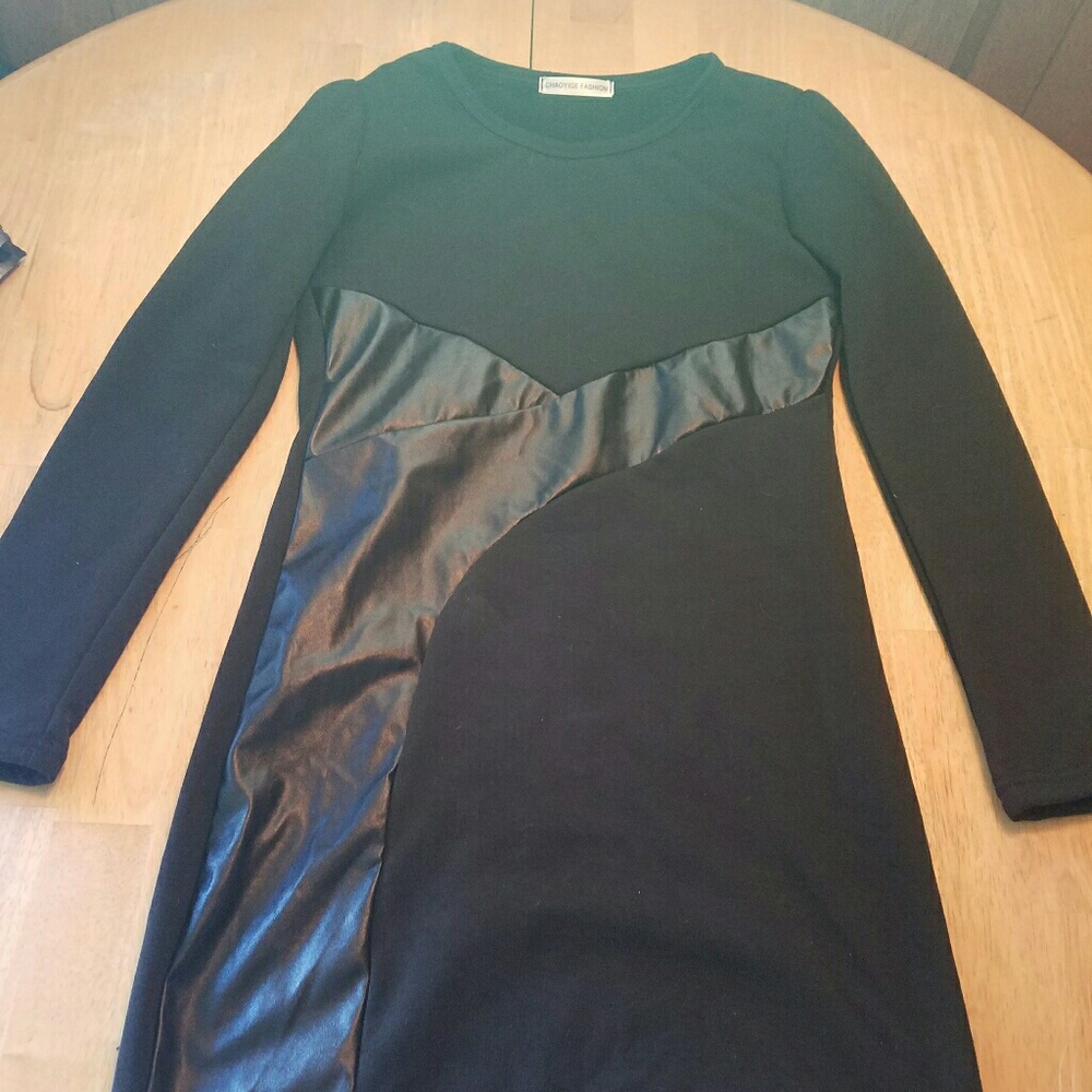 Black fleece long sleeve dress