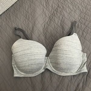 PRICE REDUCED VS PINK BRA