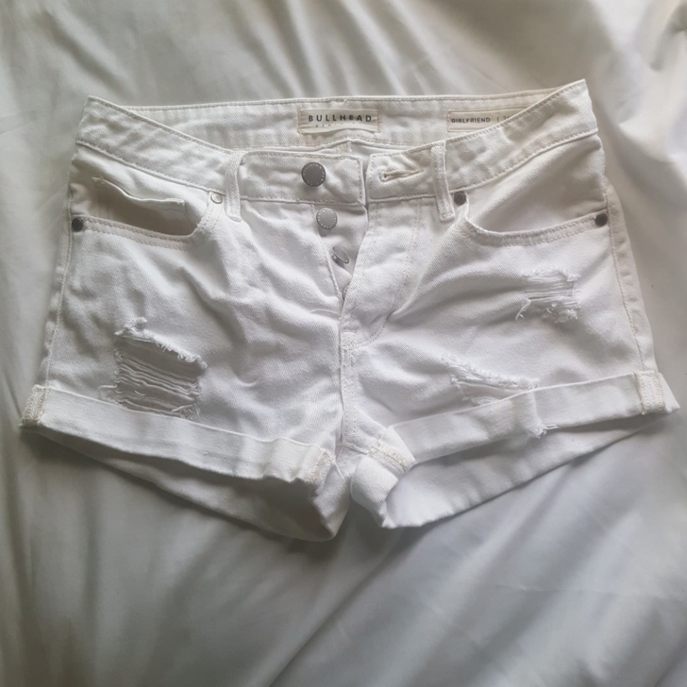Pacsun bullhead distressed girlfriend jean short
