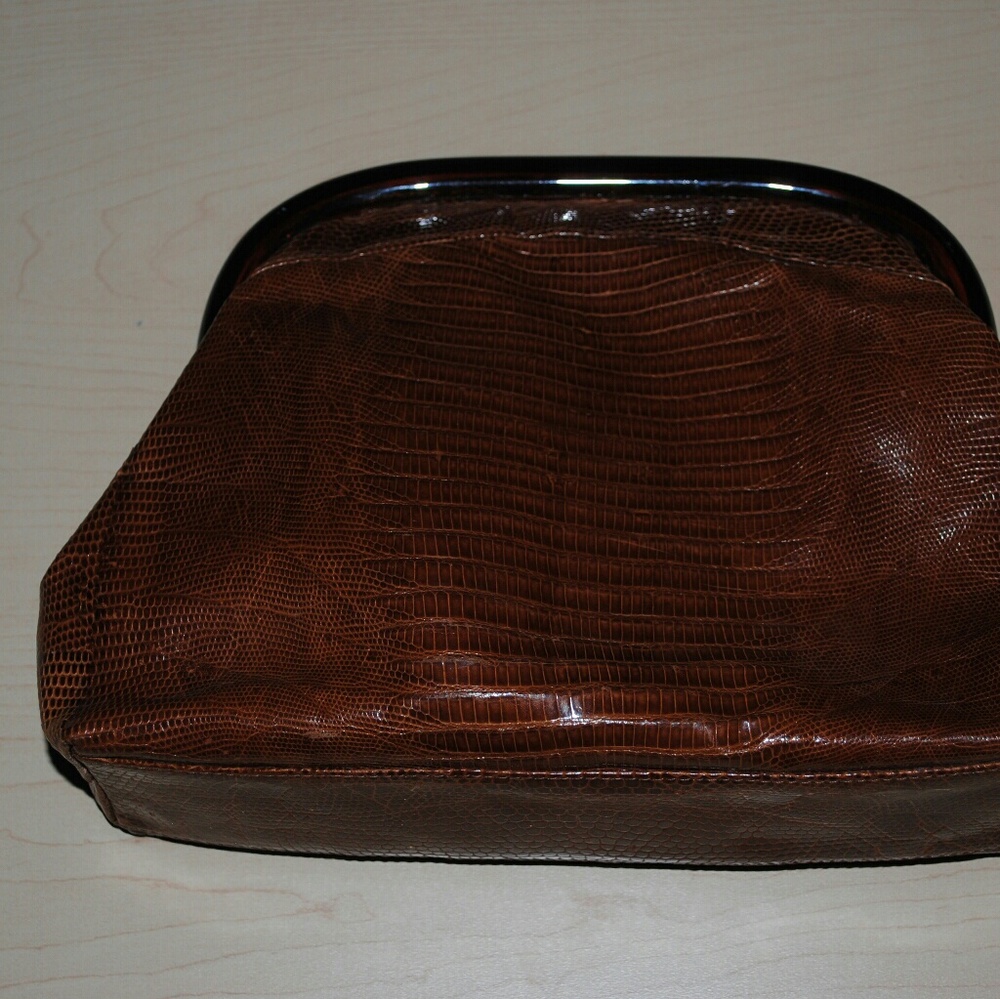 Brown lizard skin F Parmeggiani close purse