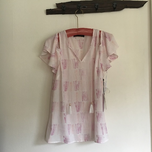 NWOT Ivanka Trump Off Shoulder Blouse - Picture 2 of 6