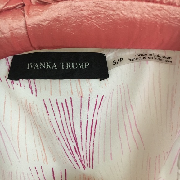 NWOT Ivanka Trump Off Shoulder Blouse - Picture 3 of 6