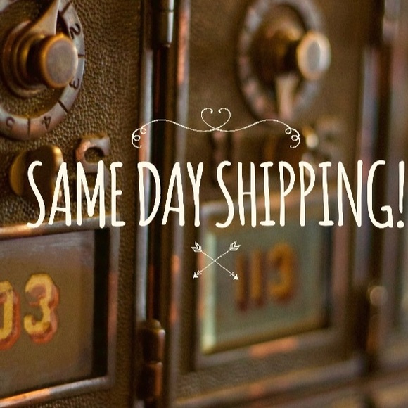 NWOT Ivanka Trump Off Shoulder Blouse - Picture 6 of 6