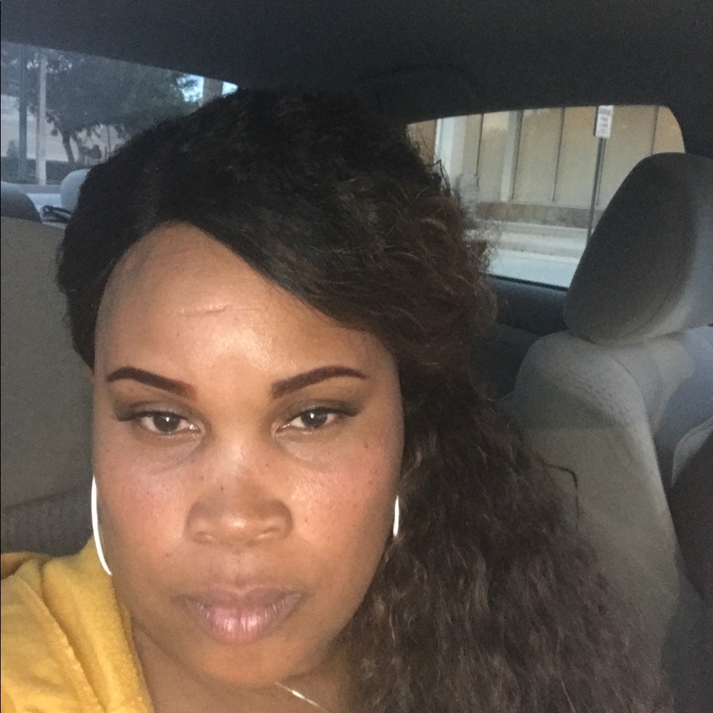 Meet your Posher, Tessia