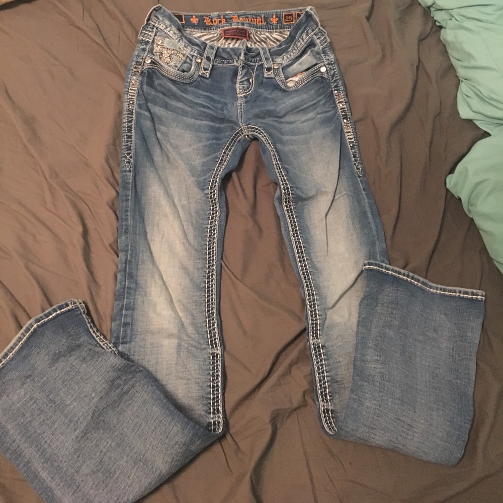 *SOLD* Rock Revivals size 25