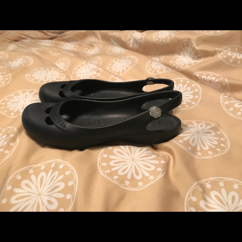 (SOLD) Ladies Crocs