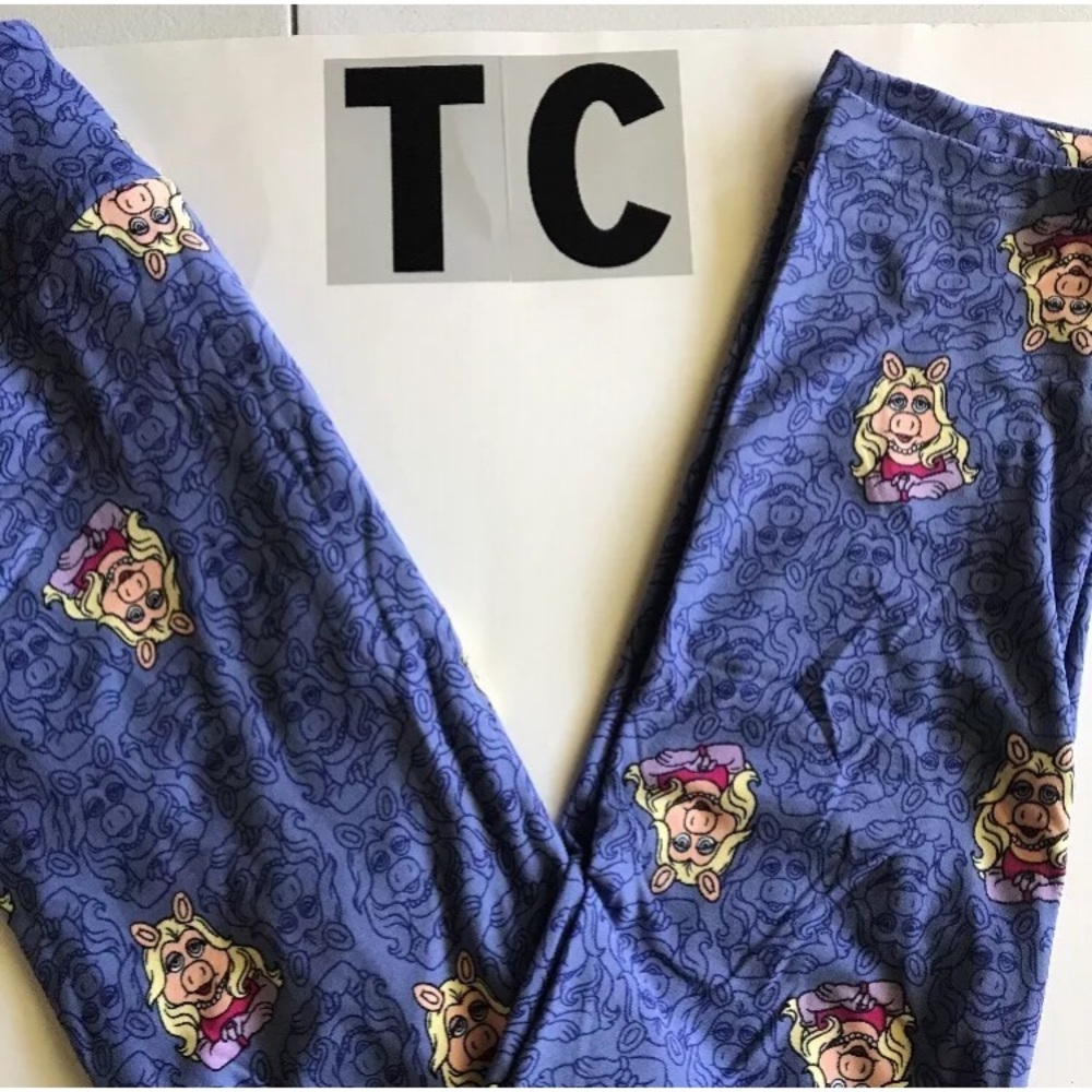 Lularoe nwt Disney collection Miss Piggy tc