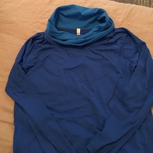 Lululemon cowel neck pullover