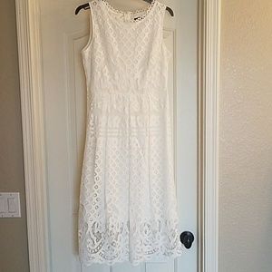 VEIISAR Beautiful White Lace Midi Dress