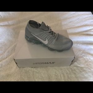 2018 Nike Air Vapormax silver white 11.5