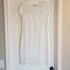 White Lace Stretch Dress
