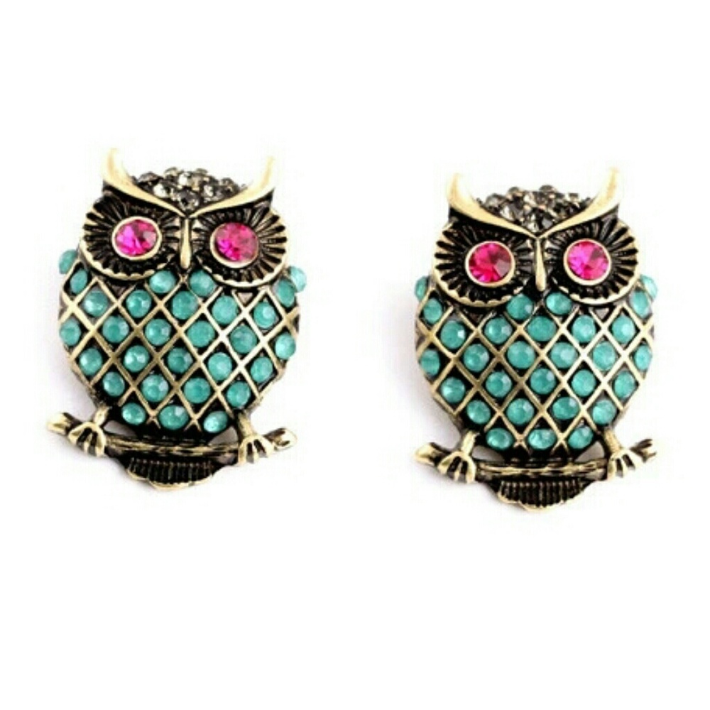 Hippie crystal owl studs