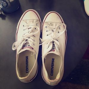 White size 8 low top converse