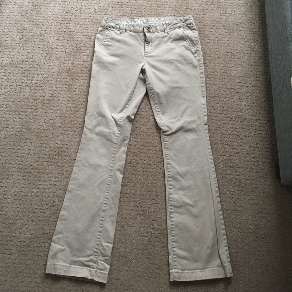 mossimo mid rise boot cut khaki pants✨