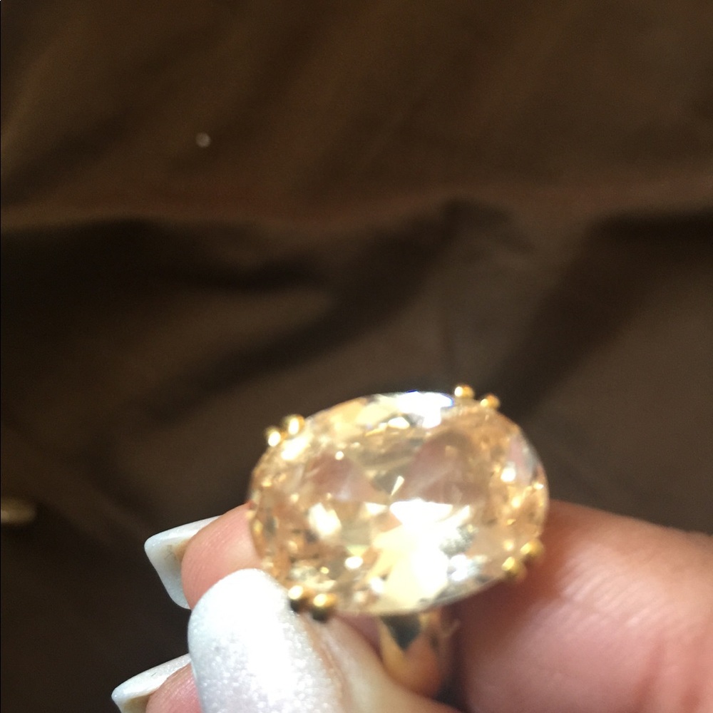 Champagne Yellow Stone Gold Ring. Exceptional!