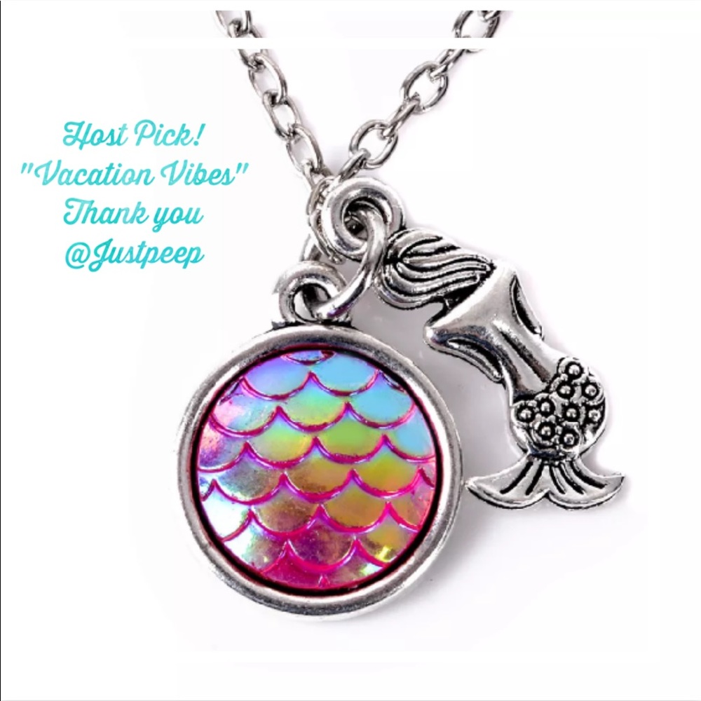 🎈Sale🎈🦋 Mermaid Charms & delicate necklace 🦋