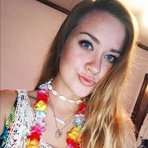 Meet your Posher, Gabrielle