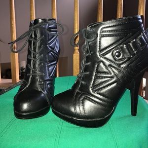 Size 8 leather heels