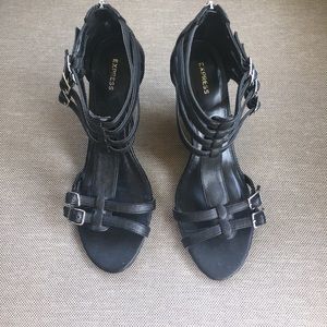 Black Express Wedges, size 9