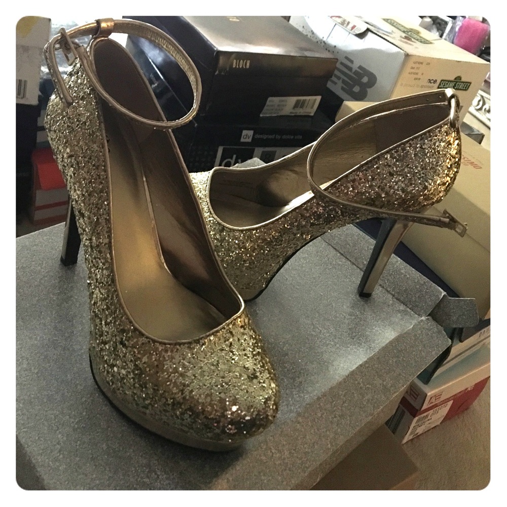 5" high gold sparkly heels