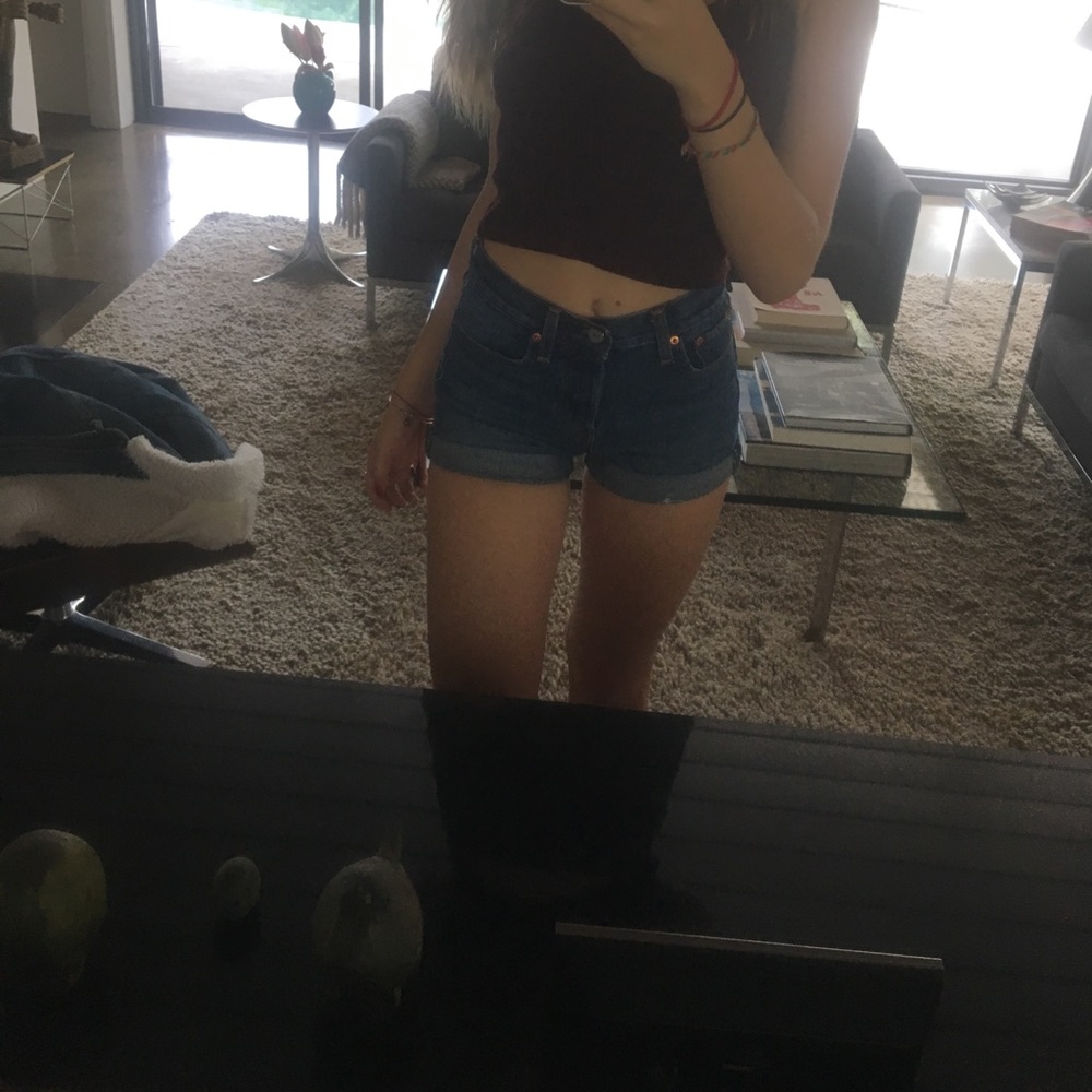 LEVIS SHORTS - Picture 5 of 8