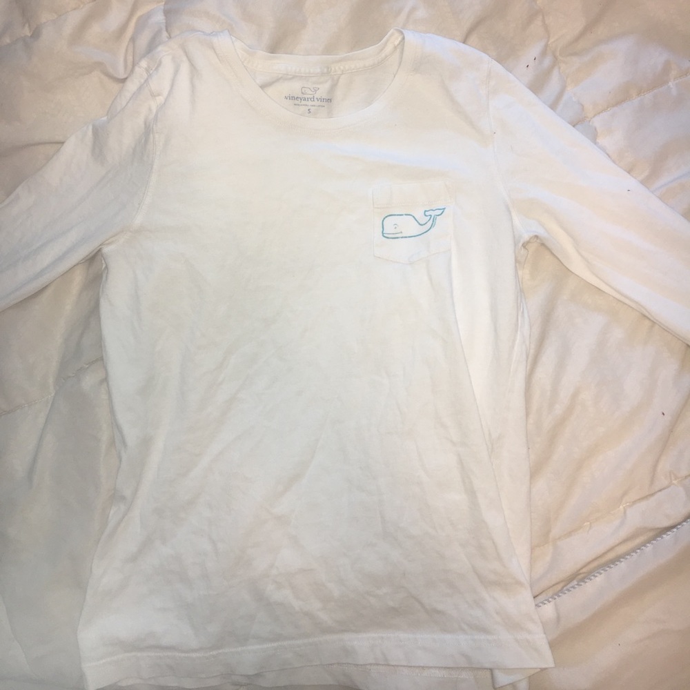 White vineyard Vines long sleeve