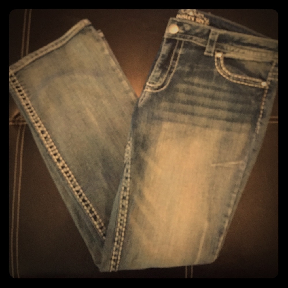 Adorable jeans with Bling