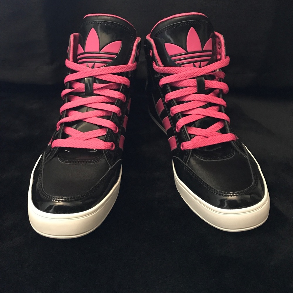 New!!! Adidas Pink and Black Sneakers/ No Trades