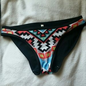 NWOT Aztec bikini bottoms