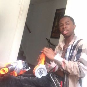 Meet your Posher, Markhail